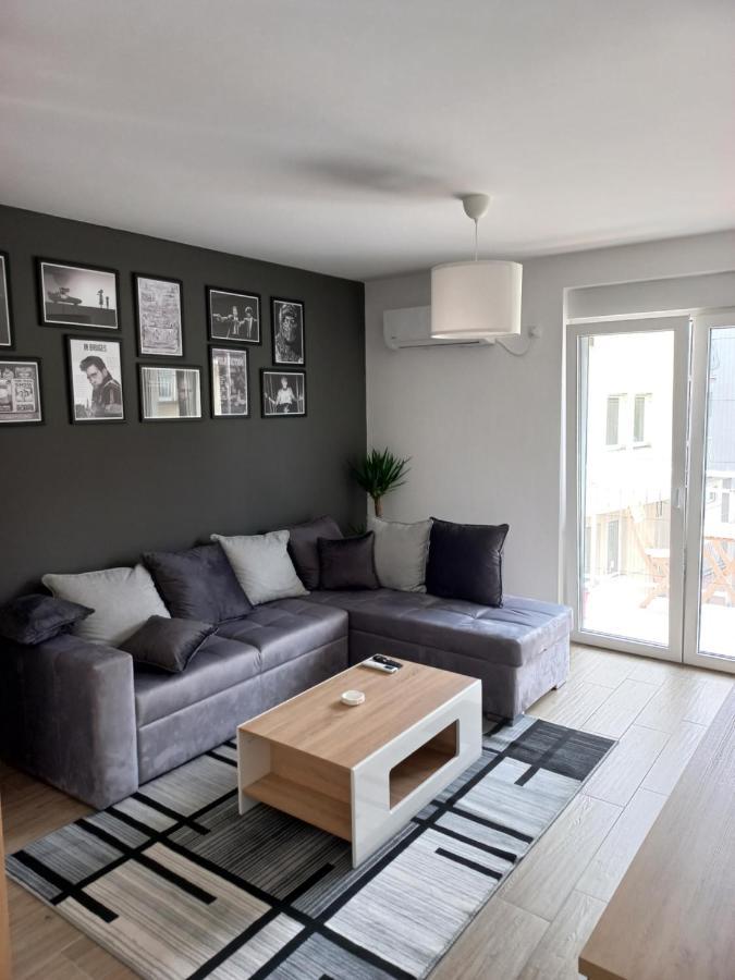 Lovely One Bedroom Apartment Ub Εξωτερικό φωτογραφία